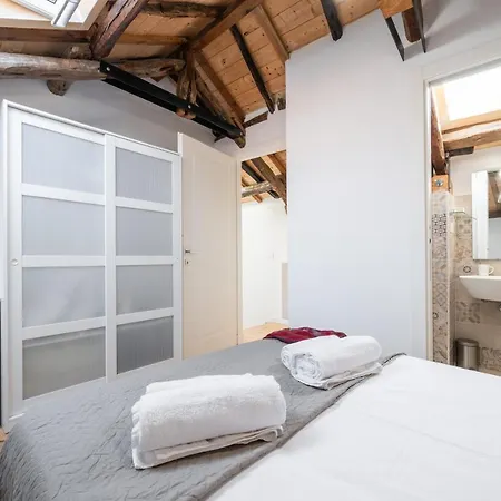 شقة A Casa Di Gianna